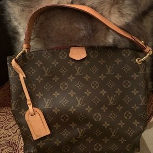 Louis Vuitton Graceful PM
